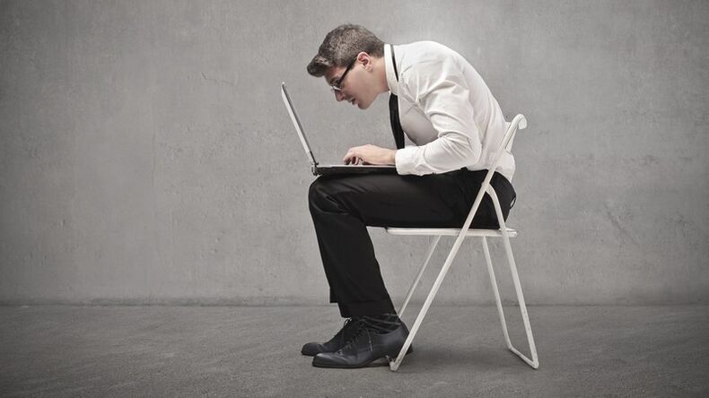 Stoop je vzrok za osteohondrozo